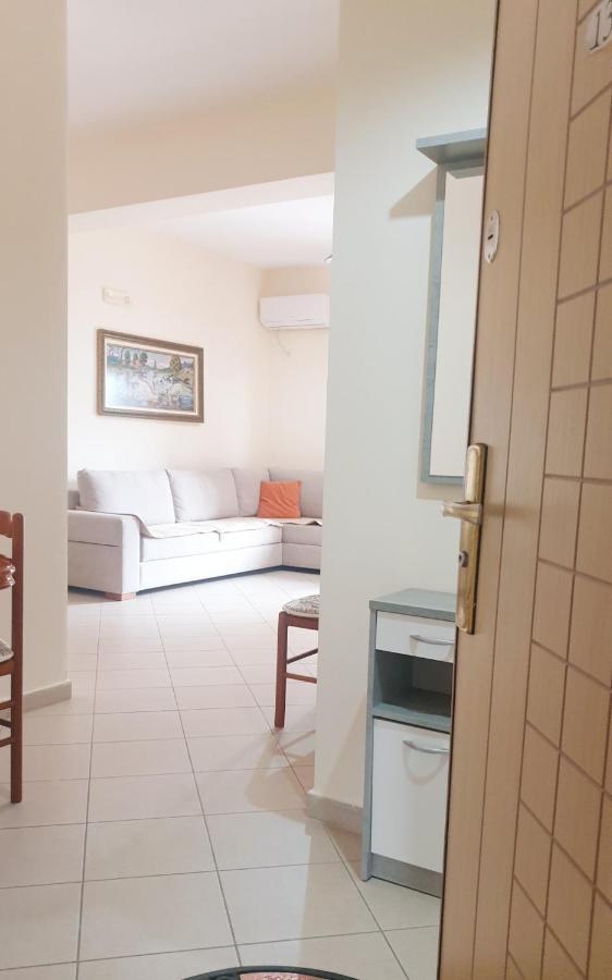Ioanian Blue Apartament Himarë Dış mekan fotoğraf