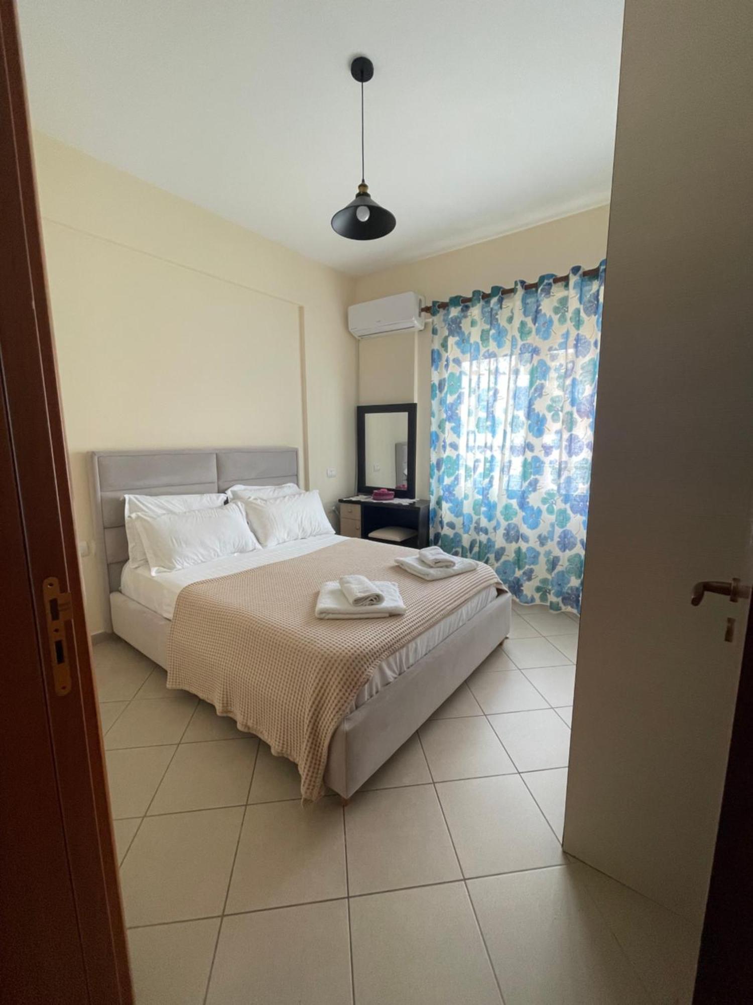 Ioanian Blue Apartament Himarë Dış mekan fotoğraf