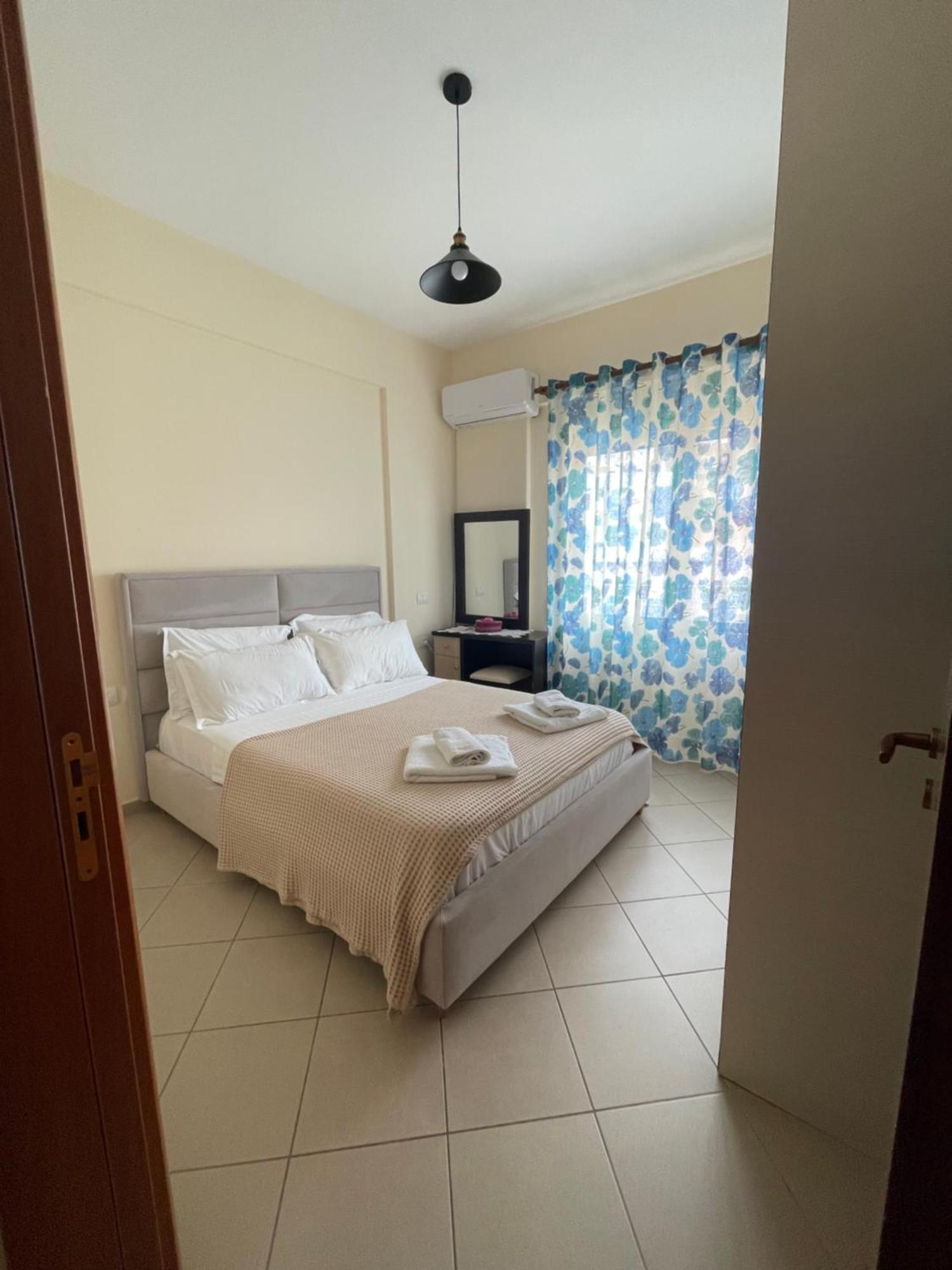 Ioanian Blue Apartament Himarë Dış mekan fotoğraf