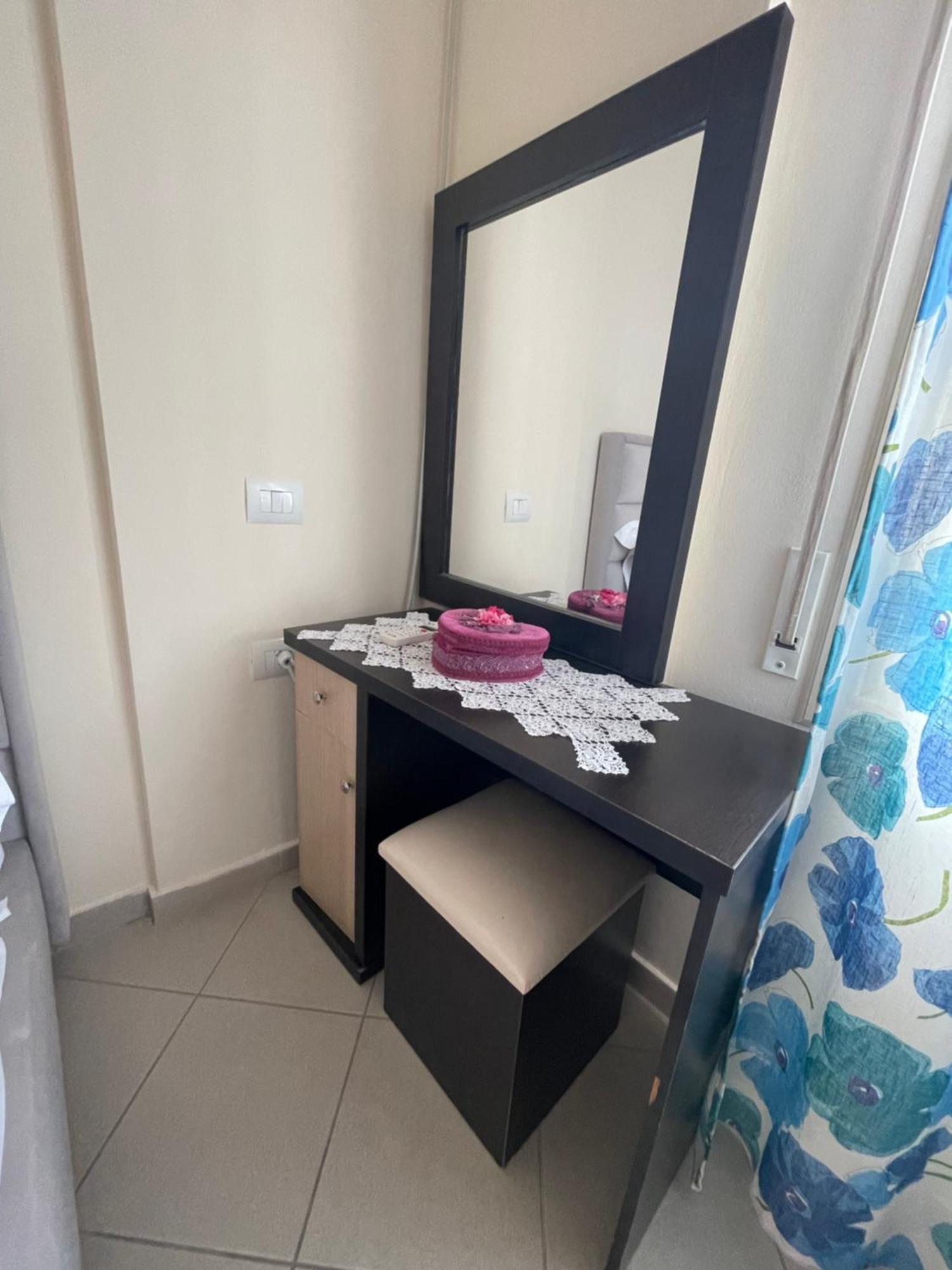 Ioanian Blue Apartament Himarë Dış mekan fotoğraf