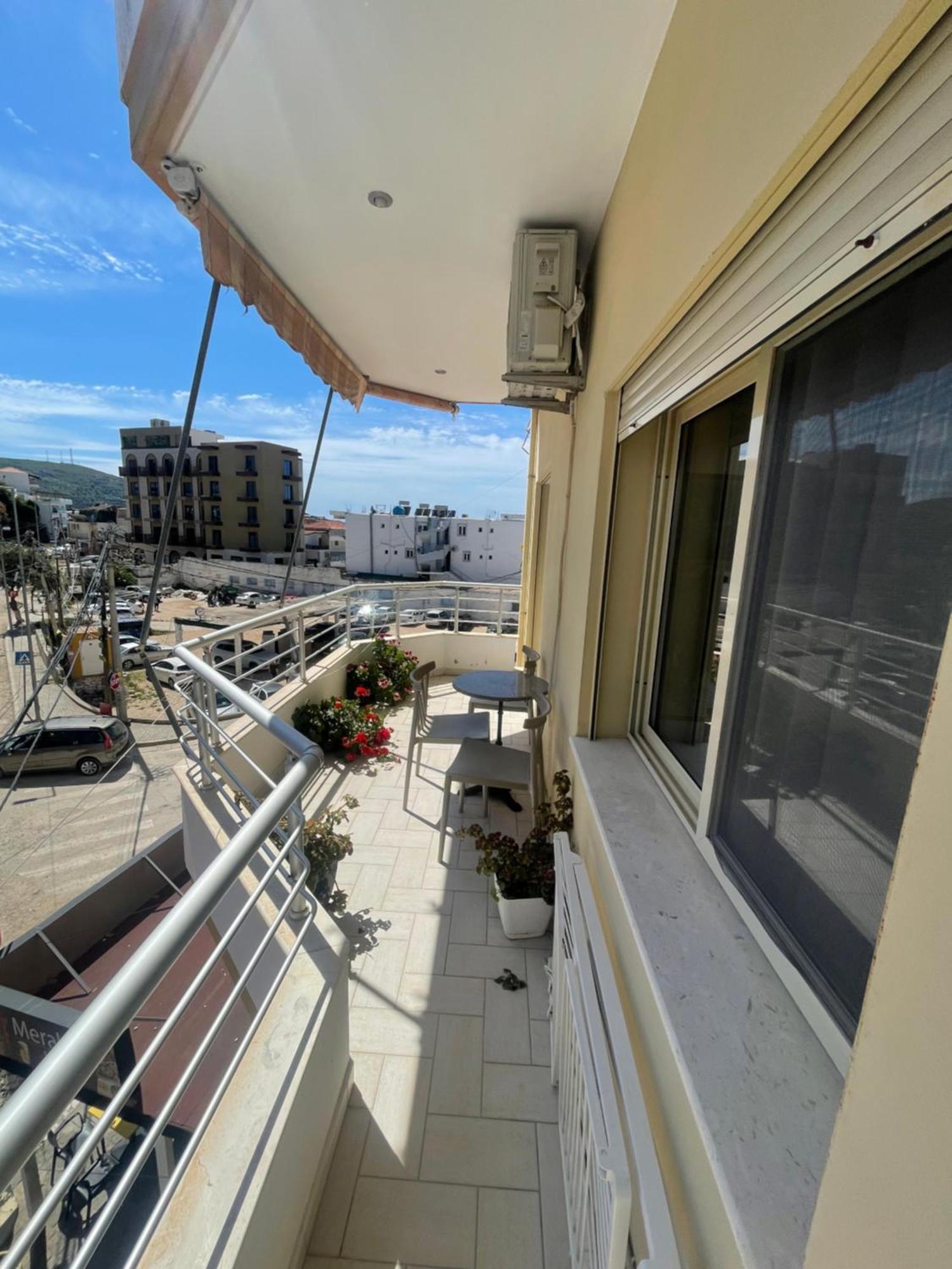 Ioanian Blue Apartament Himarë Dış mekan fotoğraf