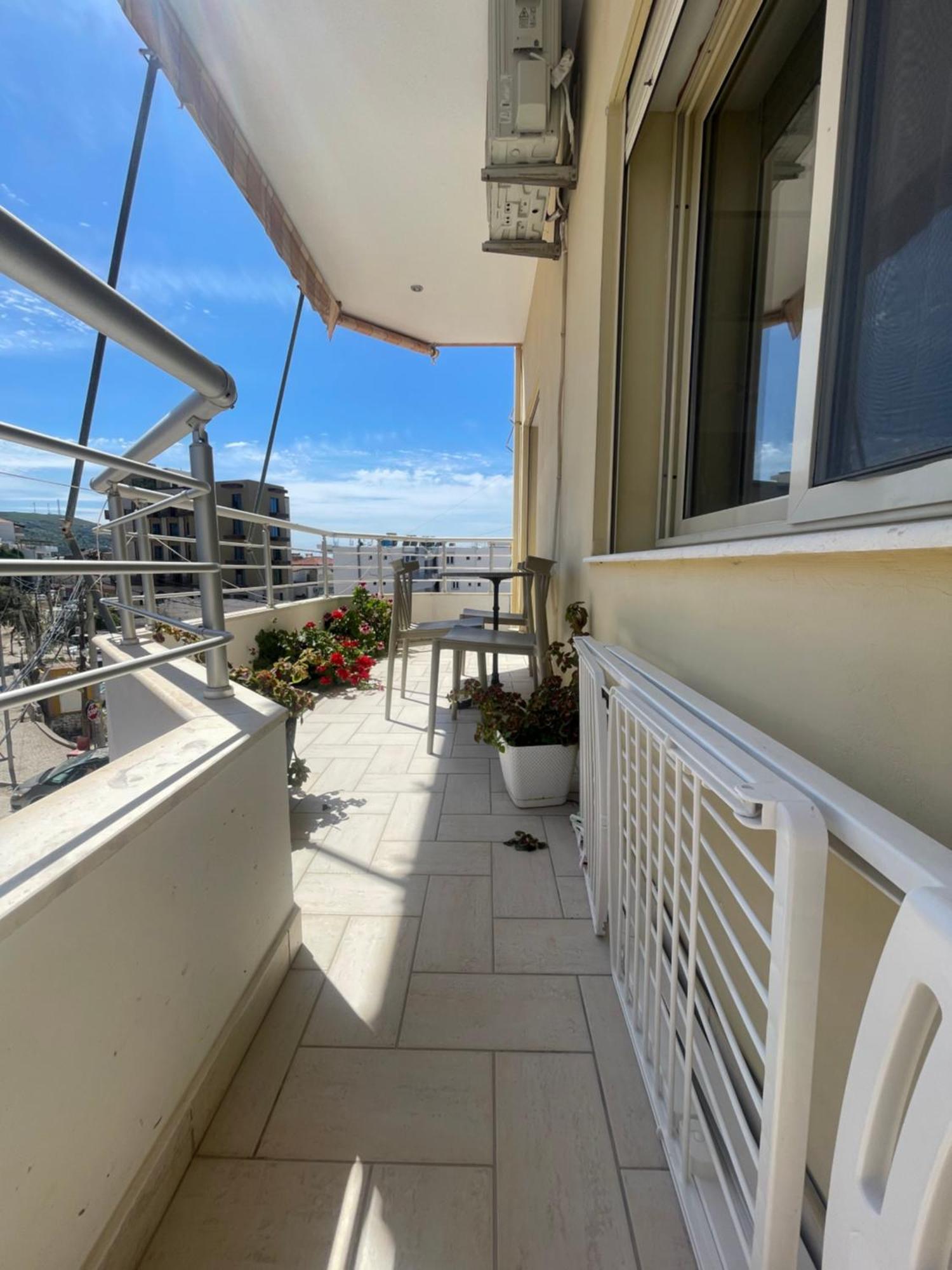 Ioanian Blue Apartament Himarë Dış mekan fotoğraf